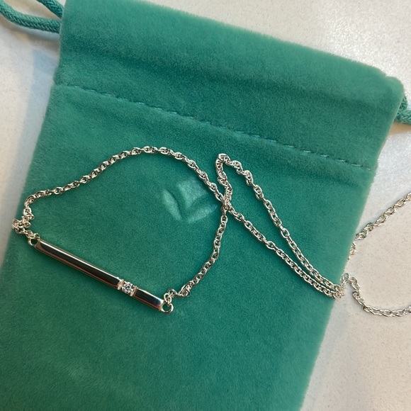 Brilliant Earth NWT diamond necklace - Picture 3 of 5